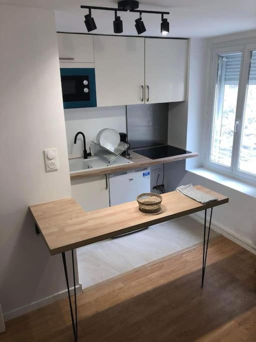 Studio Confortable Pres De Paris Apartment Villejuif Luaran gambar